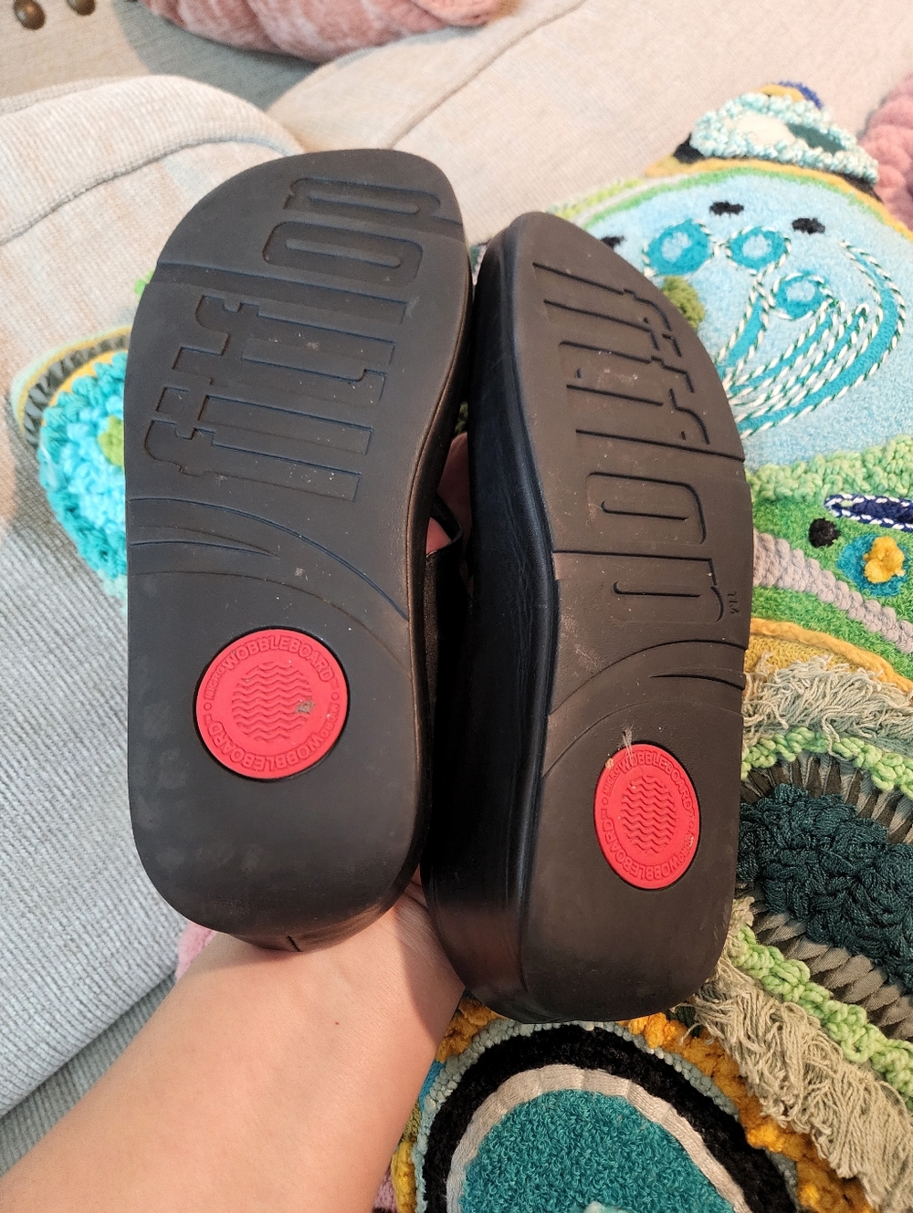 Black Leather Women's Toe-Post Sandals - Picture 5 of 10